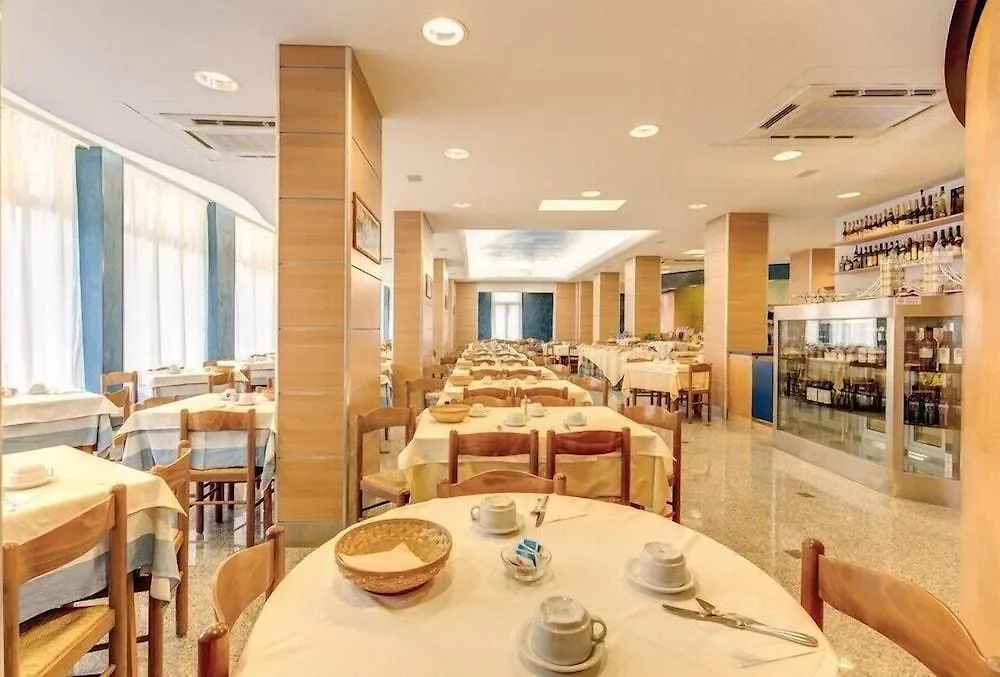 Hotel Astromare Lido di Jesolo 3*,